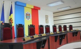 Comisia Electorală Centrală are un nou membru. Candidatura acesteia a fost susținută de 55 de deputați
